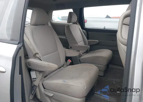 2016 Kia Sedona L из США, поврежденный, VIN KNDMA5C19G6186113